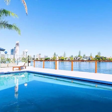 Wendy Manzo art retreats pool